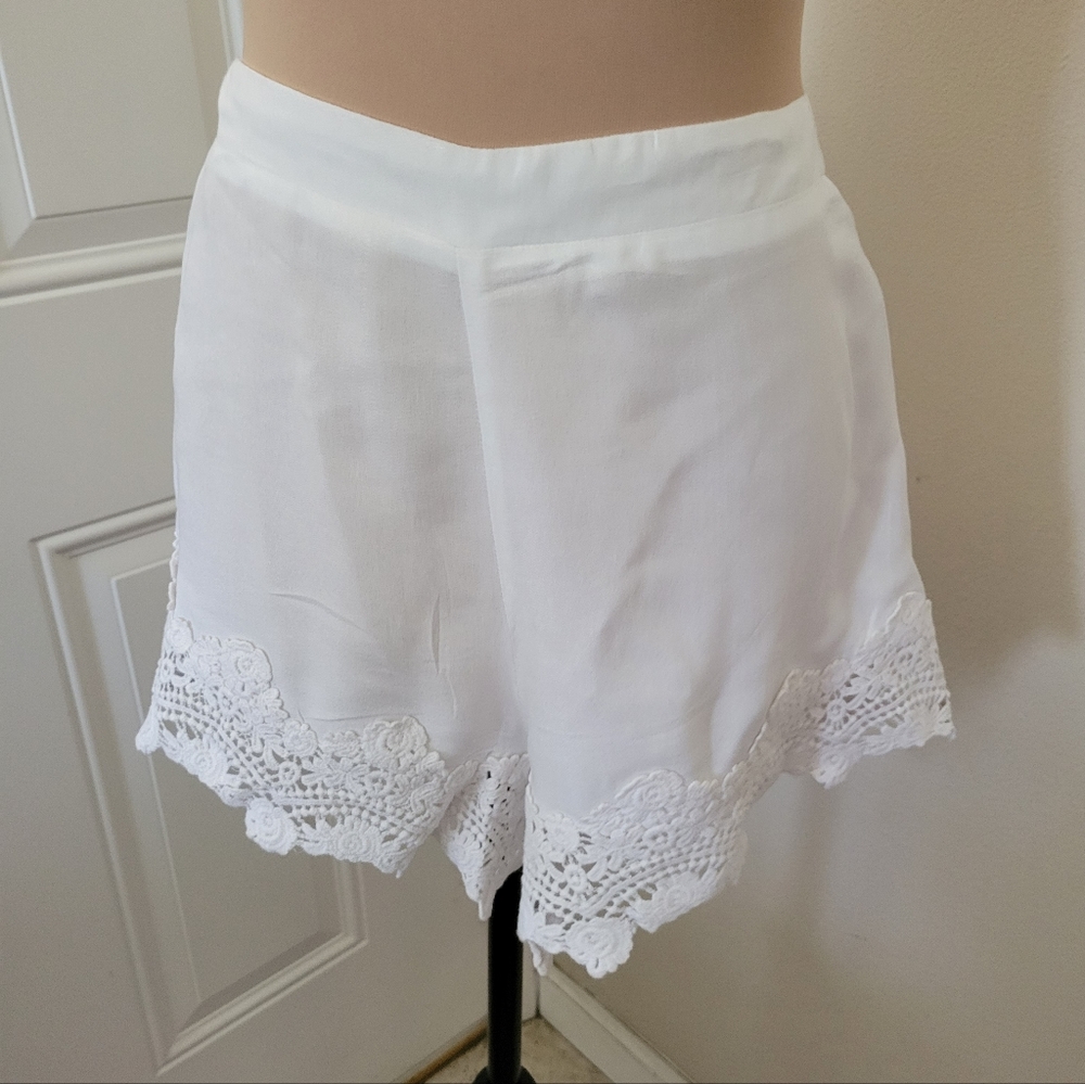 Shorts - Picture 1 of 5